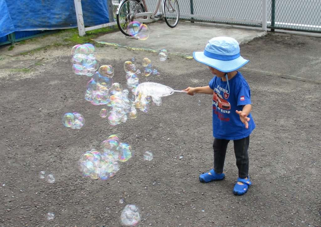 楽天市場】しゃぼん玉 ジャンボしゃぼんボール 巨大 玩具 おもちゃ