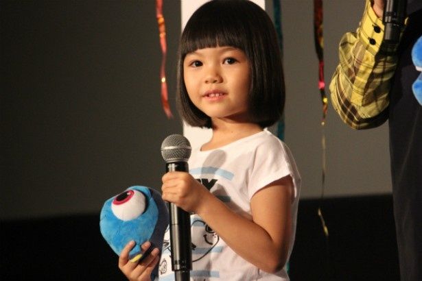 人気急上昇中の子役・青山ららちゃんがWEB限定ムービーに出演