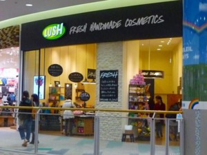 LUSH（ラッシュ）広島本通り店 - フォト蔵