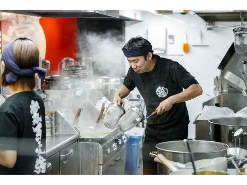 横浜家系ラーメン 小作大和家のアルバイト・バイト求人情報｜【タウンワーク】でバイトやパートのお仕事探し