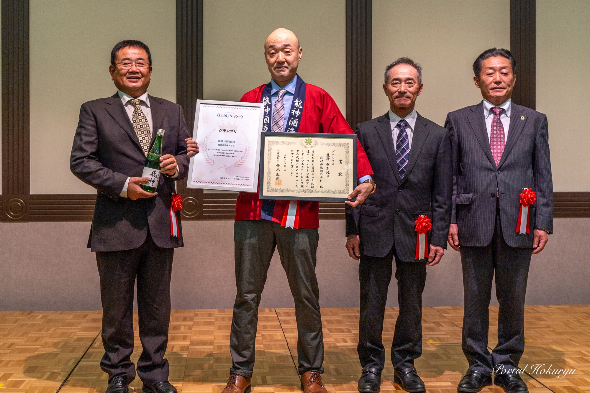 泡盛伝道師 中里迅志さんの職業インタビュー｜EduTownあしたね