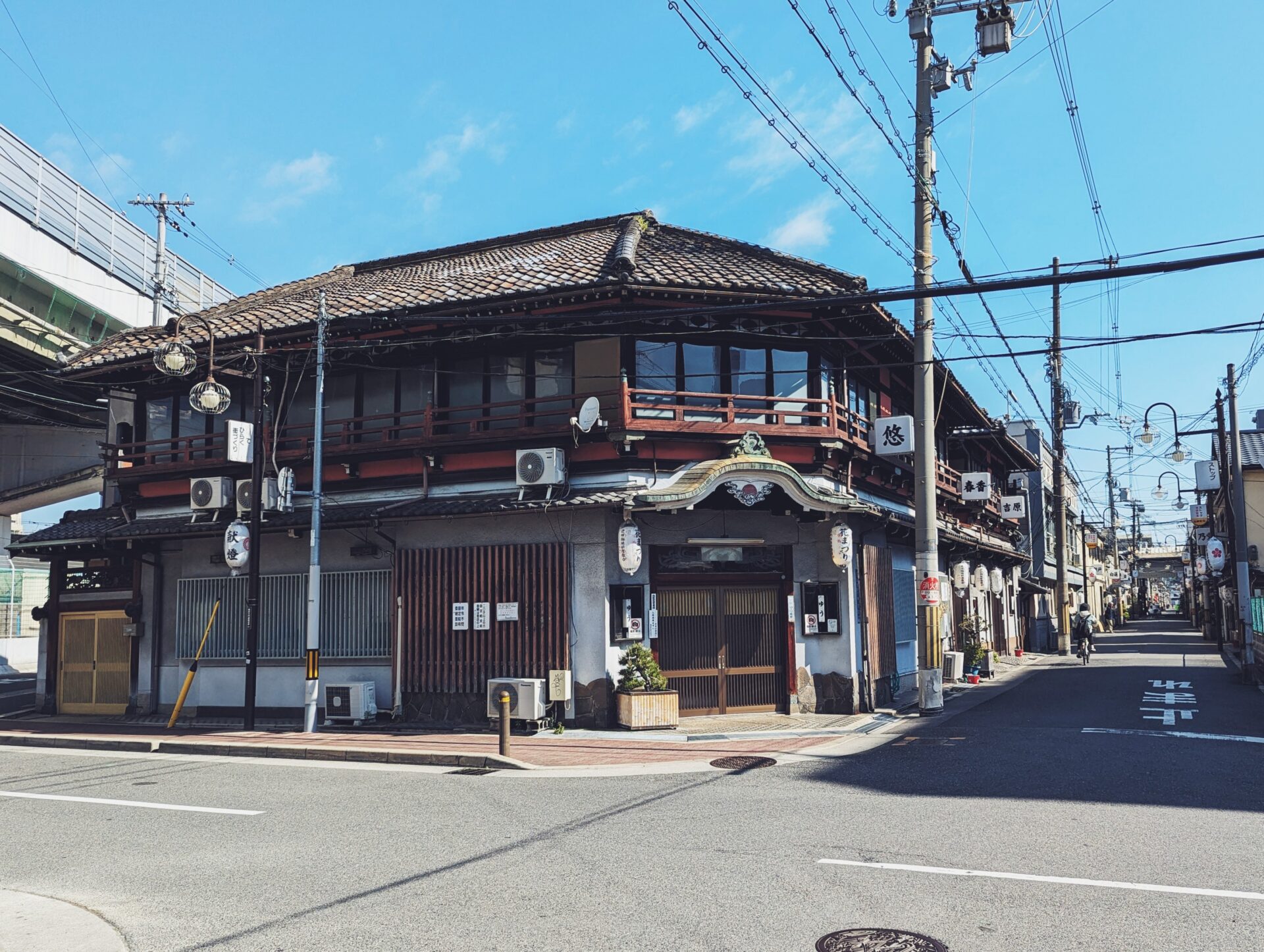 飛田新地 廓 百番（現