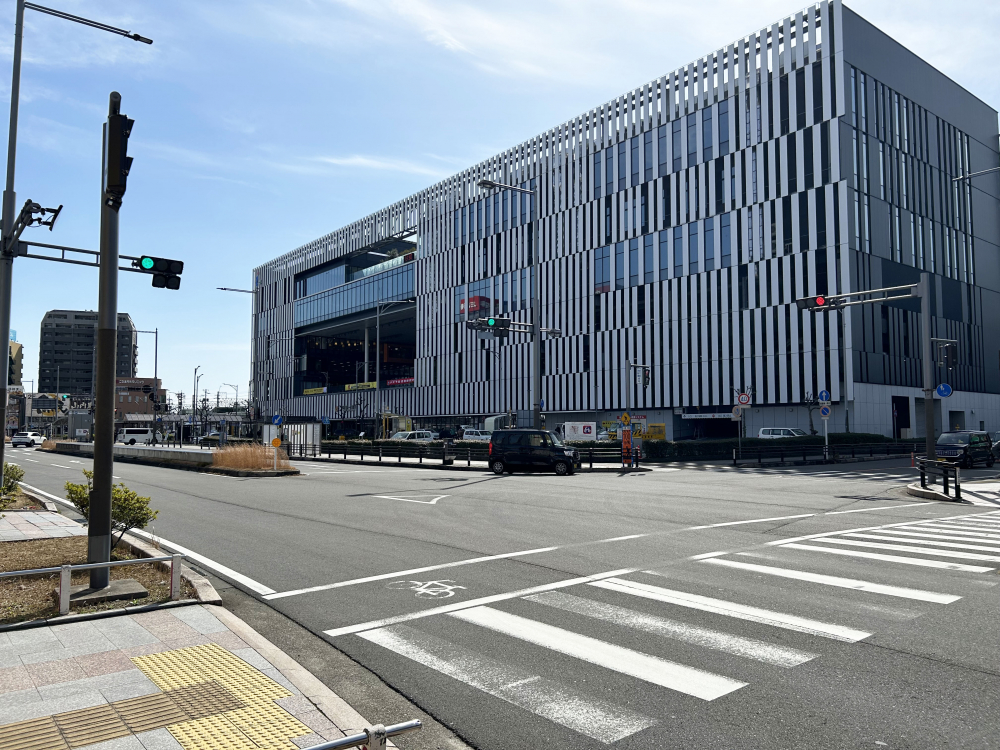 米原駅から尾張一宮駅までの東海道本線車窓からの風景の写真素材 [68508612] - PIXTA