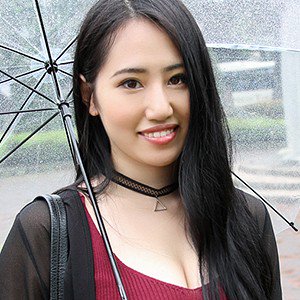 [須藤沙希]黒髪ロングの爆乳人妻がヤリチンに跨ってガンガン腰振りで攻めまくる