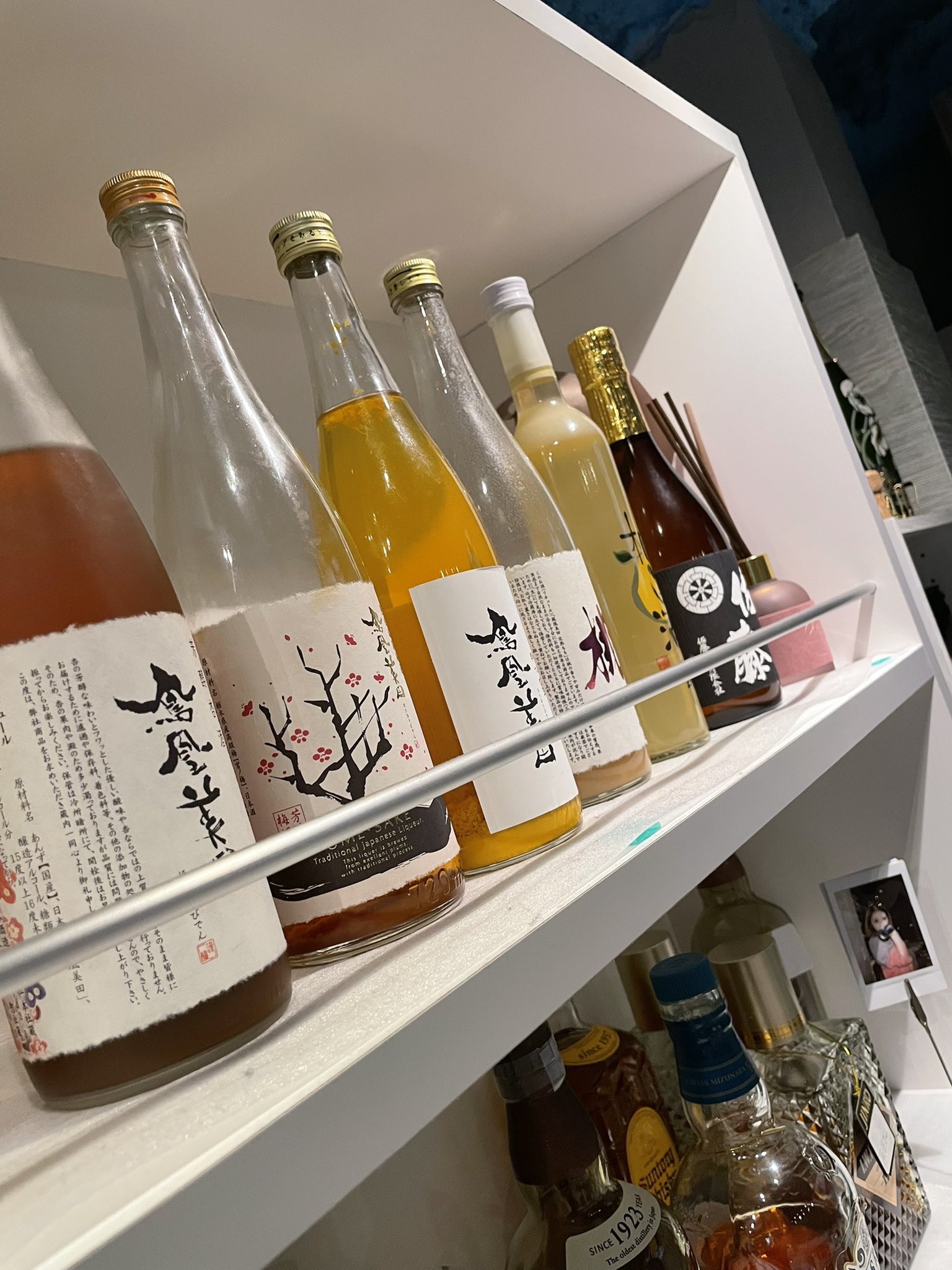 五反野『ことより酒店』レコードと酒。週末はDJが来るバーのような角打ち – Syupo