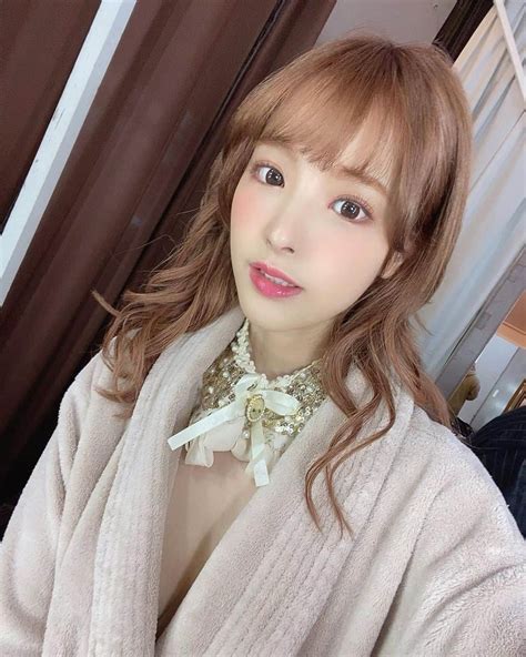 女優「桃乃木かな」の画像2,945枚(3ページ目)をまとめてみました - エロプル