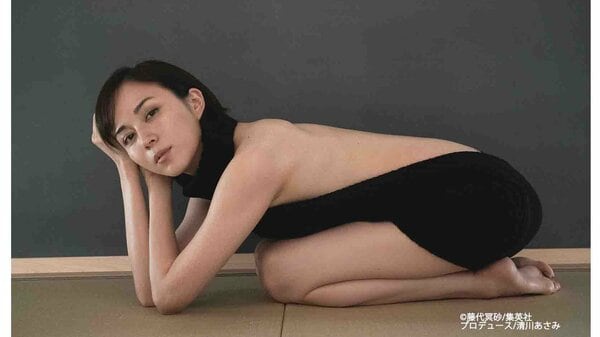 比嘉愛未の情熱的でセクシーな写真集「本心」が明日24日(木)発売!  “ありのまま”に「週刊プレイボーイ」の表紙・巻頭グラビアに登場～「35歳にして、なおも貪欲に。さらけ出し、脱皮した先にある、女優の『魂』」