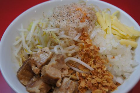 ラーメンデカ盛】まぜそば ストロング 8バカ