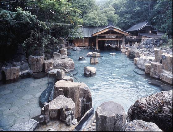 立ち寄り湯 天然バナジウム 「富士の心湯」