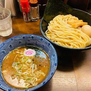 【女１人飲み】サラリーマンの街「金山駅」のタイ居酒屋で蟹を喰らう🦀