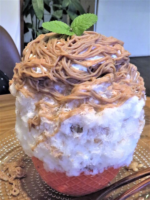 南アルプス八ヶ岳 天然氷のかき氷とふわふわパンケーキ ふわりひめ〈2F〉｜お店を探す｜神戸元町商店街