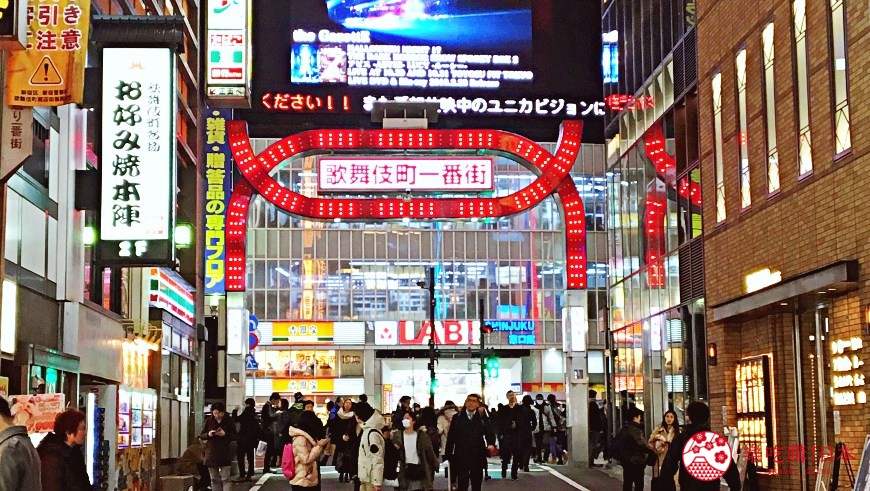 日本最大級の遊郭の建物が今も150軒以上残る「飛田新地」に行ってきました - GIGAZINE