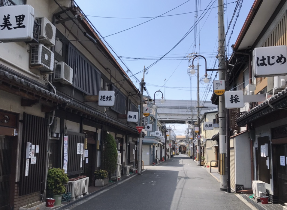 朽ちつつある遊廓跡を後世に残したい！ 写真集制作プロジェクト（株式会社蛙企画 2021/01/16 公開）