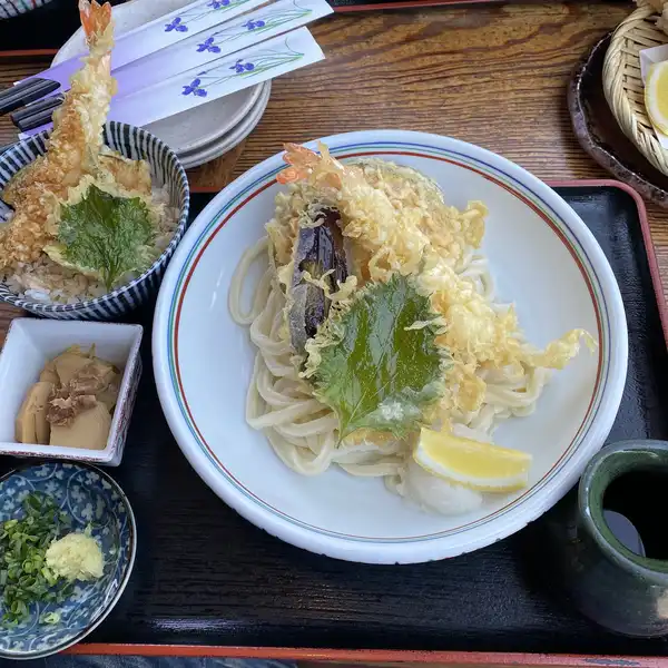 メニュー : 丸亀製麺 町田金井