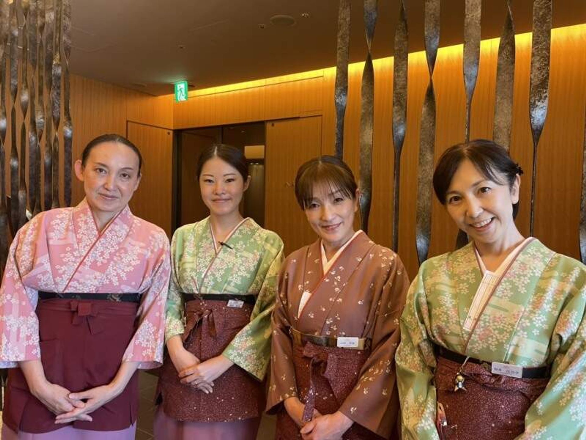 スタッフ募集！, 東大阪石切にある, ホテルセイリュウさんで求人募集です😊, @hotel_seiryu