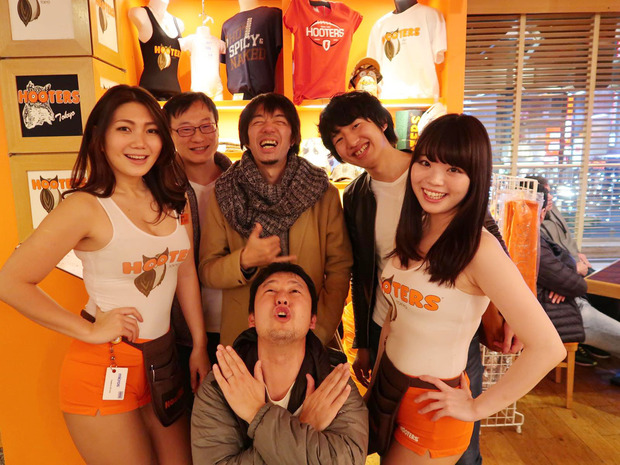 HOOTERS フーターズ　半袖Tシャツ　エロT メンズMサイズ