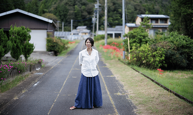 📣「カレッジ」第4回は12/8（日）！／ 「なかのほうローカル起業カレッジ」第4回の講師は、岐阜県山県市の料理家「一鴎 ikku」石井まなみさんです。  料理人としてスペインで修行し、帰国後はヒルトンホテルグループ初の女性総料理長まで務めた石井さんはなぜ、田舎への