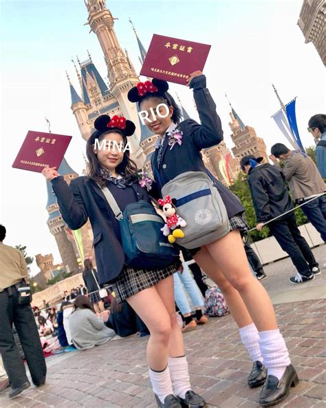 ディズニー パンチラコスプレ！3月3日ディズニーランド振り返り動画 | TikTok