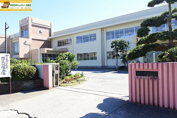 札幌市立中の島小学校 図書室 –