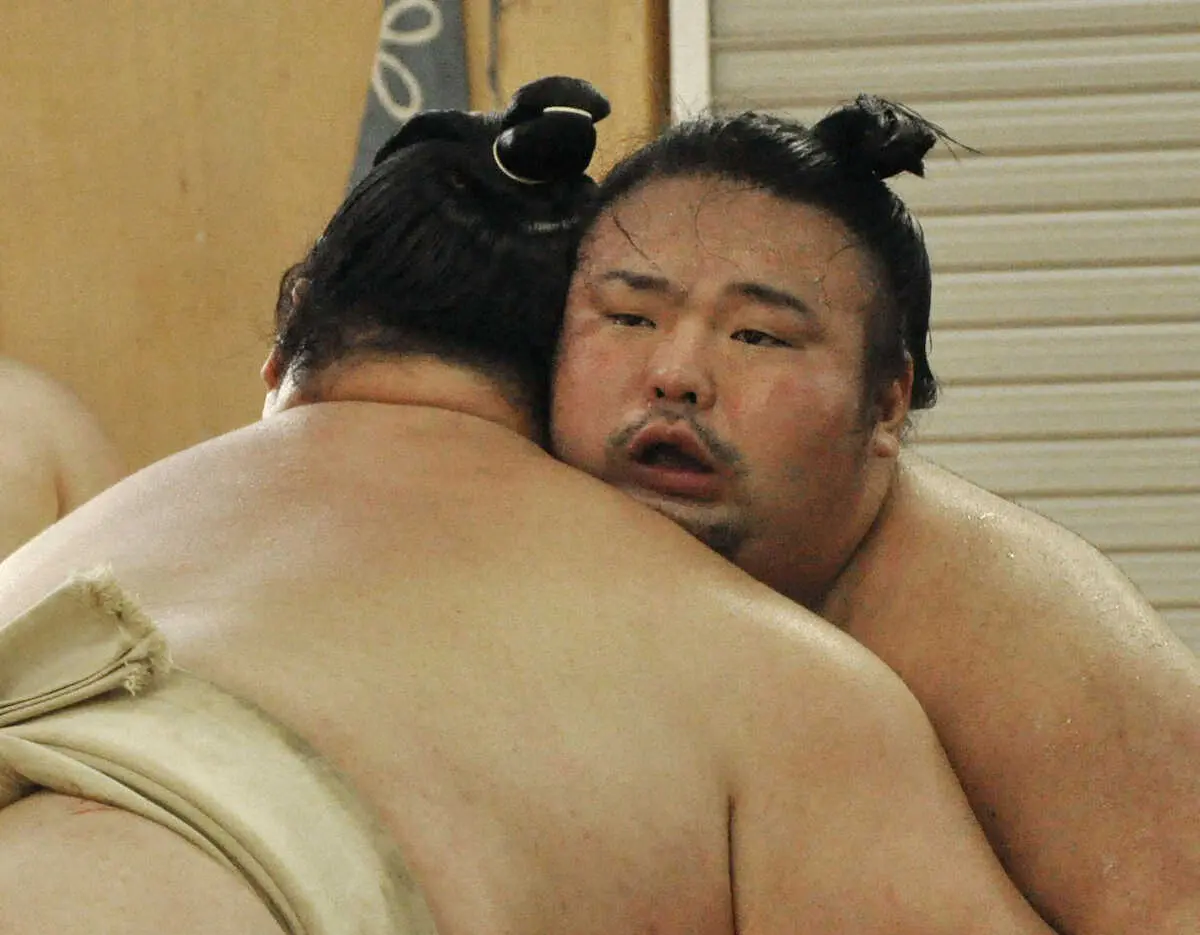 【がんばれ！郷土力士】大の里好発進 足取りに冷静対応 遠藤も２連勝、輝は初日｜スポーツ｜石川のニュース｜北國新聞