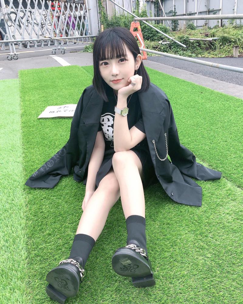 ラファエル、プロデュースのアイドル・べいびーサたんお披露目 目指すは“稼げる”アイドル | ORICON