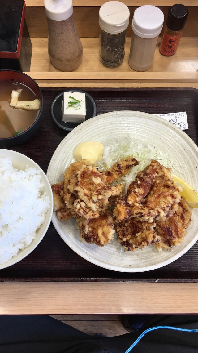 なかよし JR住吉店 定食屋でワンコインランチのアジフライ定食