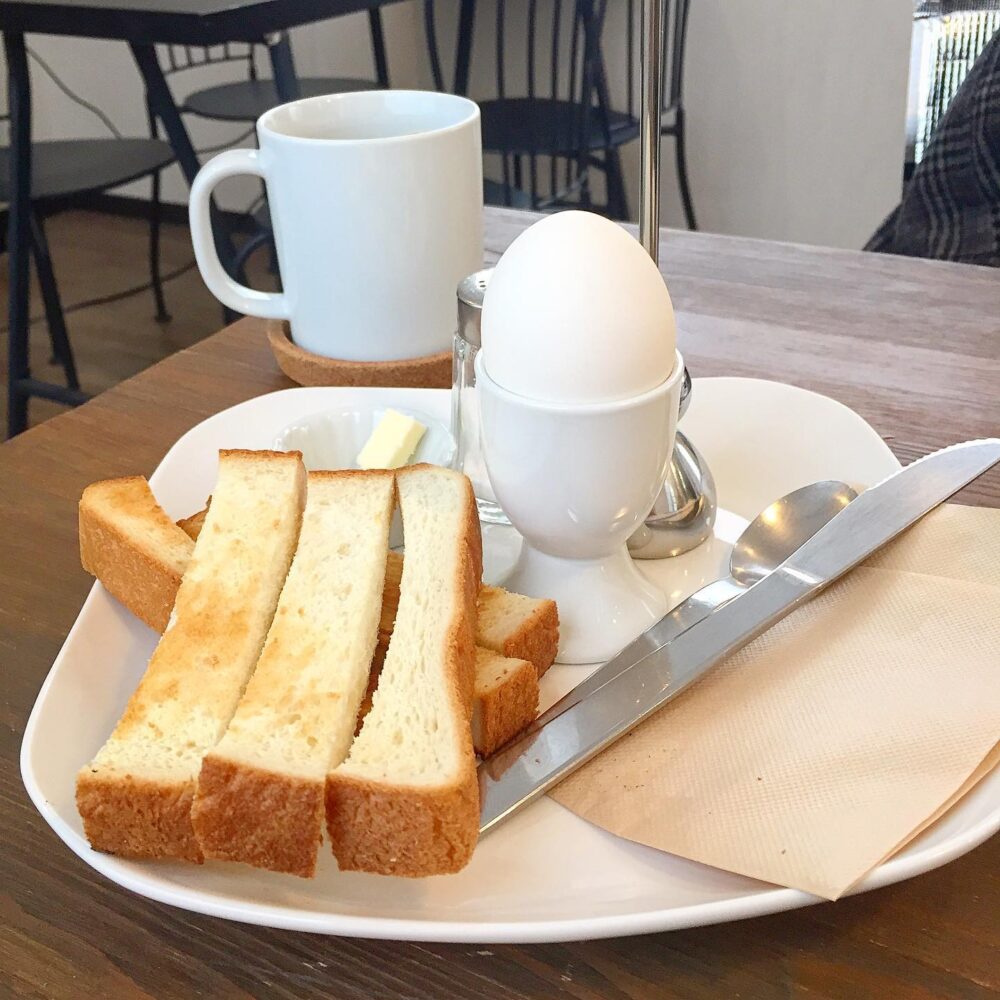 神戸三ノ宮駅の「お手軽」朝ごはん [食べログまとめ]