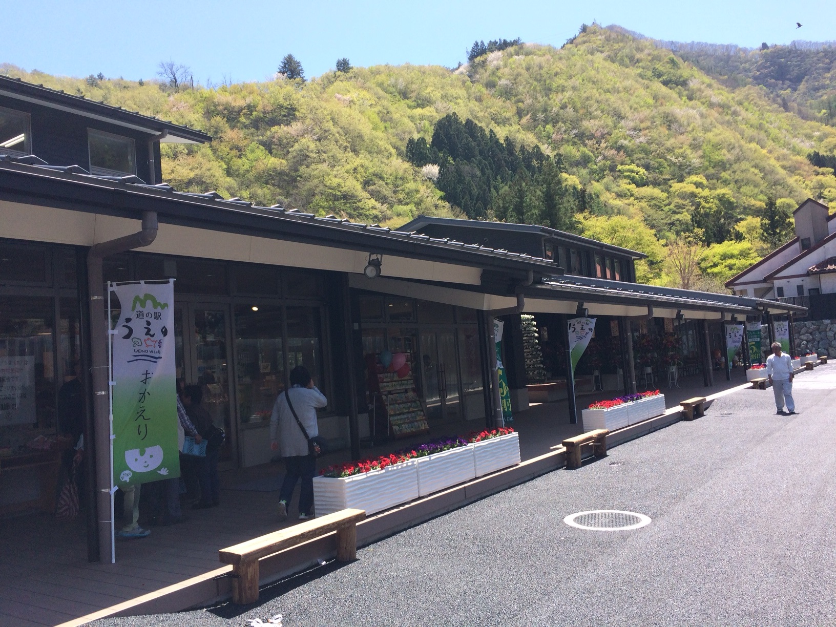 群馬県上野町】「道の駅うえの」と「川の駅上野」には何がある？写真で施設を見てみよう - 田舎ごりら