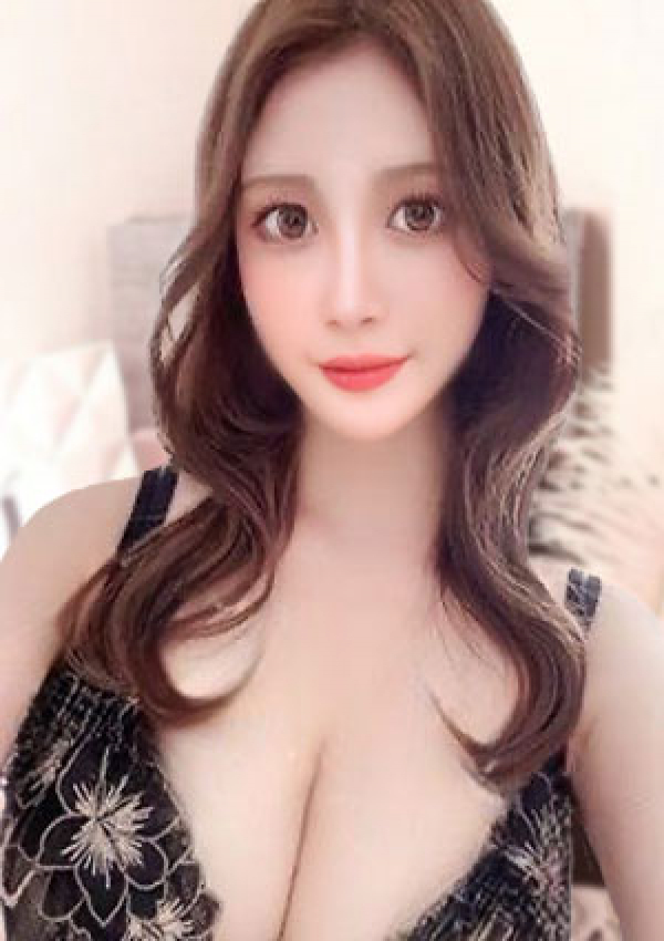 Gカップ巨乳😍】 白石真琴『ローションまみれのスケスケ水着!!』 お得なボーナス動画付き！尻コキ→精液ぶっかけ🤤！ | 【無修正