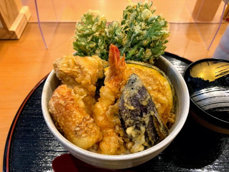 鎌ケ谷市】「白花咲々」これ何と読む！？ ランチで660円～天丼が食べられるコスパ最強の天ぷら専門店 |