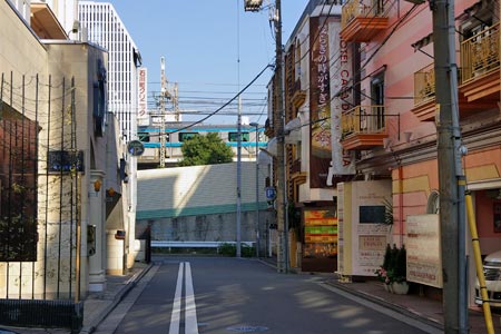 神奈川県 横浜市中区・元町中華街・みなとみらい・山下公園 LUSSO CROCE