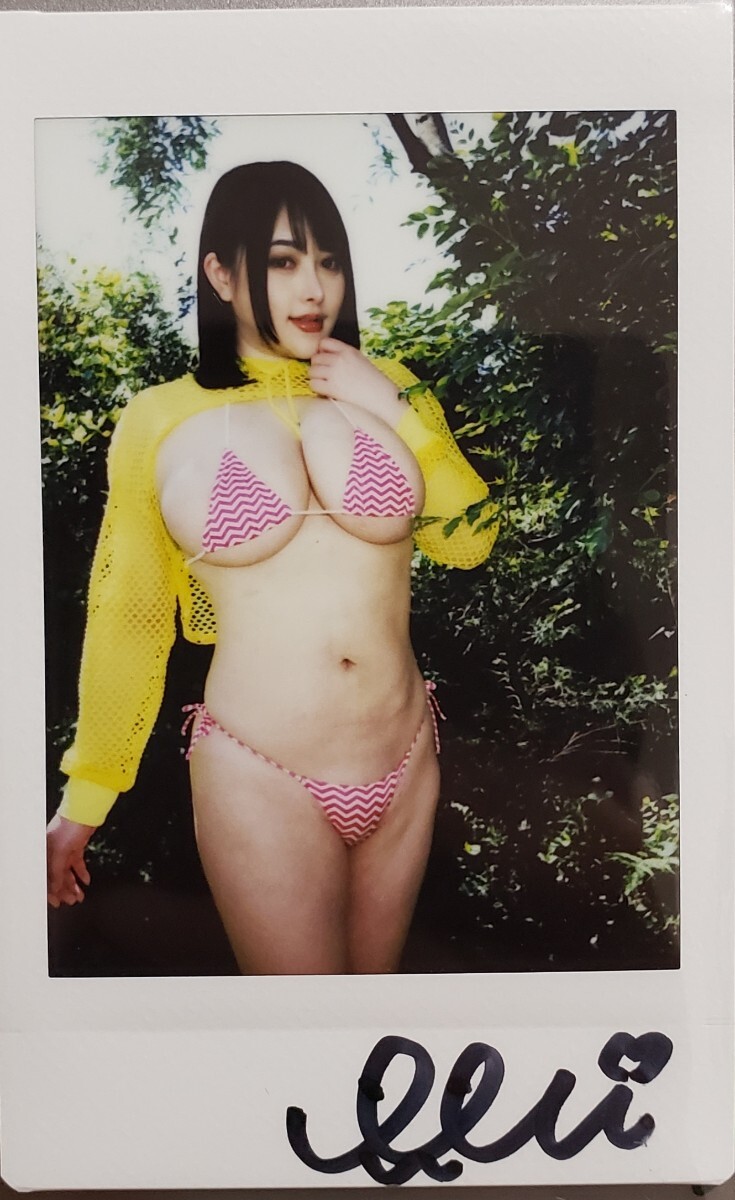 次世代のグラビアクイーン・藤川めい 手ブラ解禁で110センチK乳が大暴れ！― スポニチ Sponichi Annex