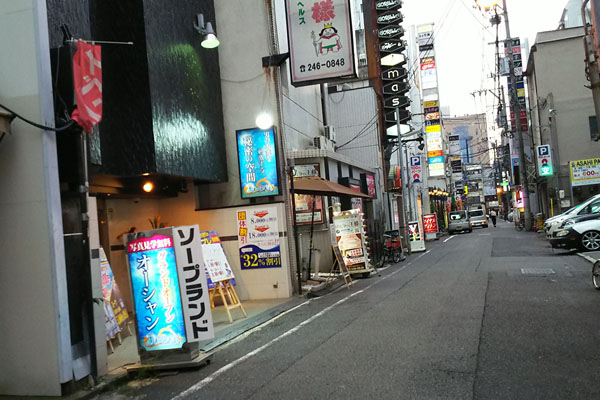 特集】薬研堀・流川の風俗店で遊ぶなら絶対ココ！人気店を徹底紹介｜アンダーナビ