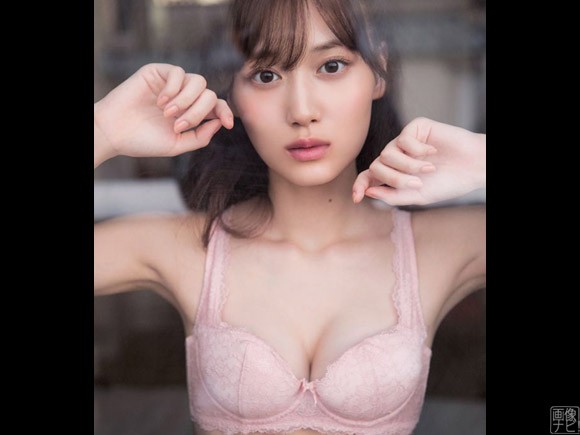 山下美月 グラビア画像 50枚① -