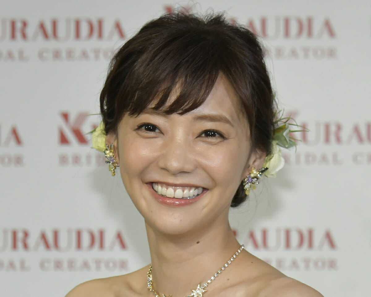 駿河屋 -【アダルト】<中古>通りすがりのAV女優 19 ただいまAV、迷言おっぱい編