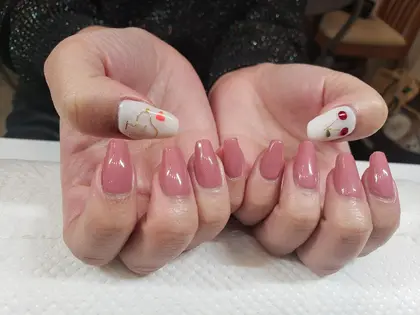 SEPT NAIL & PLUS 【セプトネイルアンドプラス】｜ネイルサロン予約(BIGLOBE)