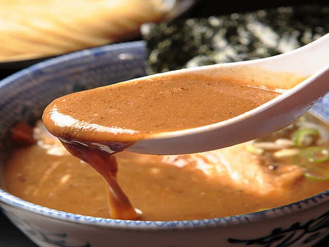 今日のつけ麺：山頭火 五反田店 (五反田)