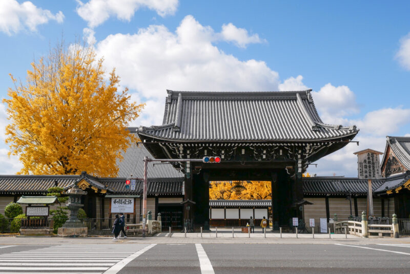 新選組の屯所【西本願寺】の見どころは？駐車場や実際に行った感想も！ | 和風ろぐ